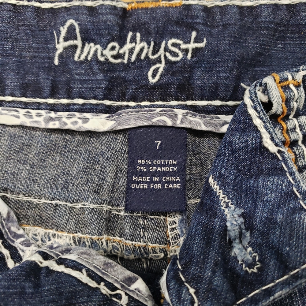 Amethyst Jean Shorts - Picture 4 of 4